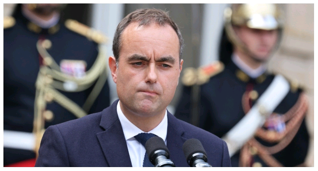 France in fresh political crisis as PM Lecornu quits after 26 day